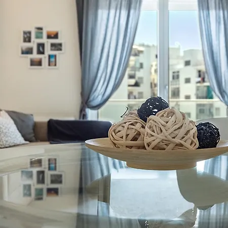 City & Suites Apartment